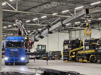 G490 8x4*4 / HMF 5020 + JIB
